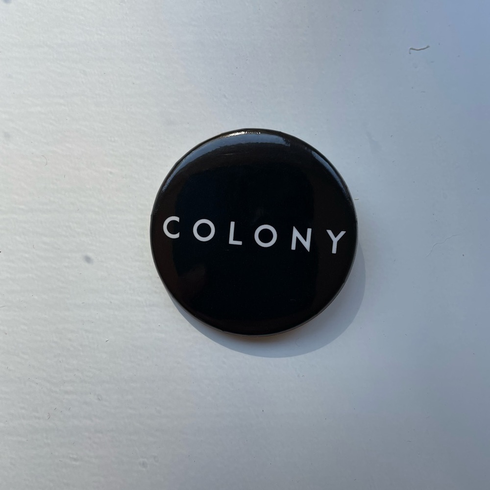 Colony Pin Show Comic Con San Diego 1.5” Josh Holloway TV Show Fandom Cosplay